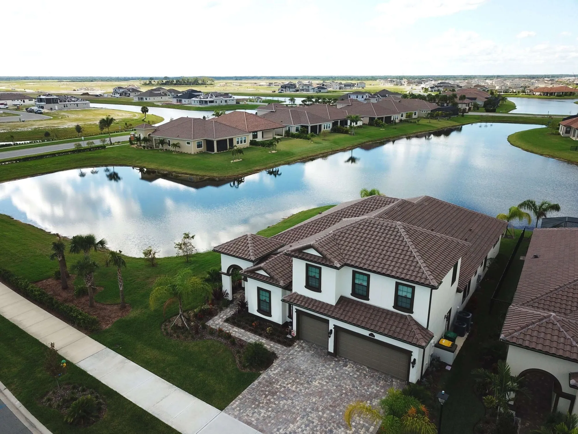 Completed Tidal Wave Roofing project 1