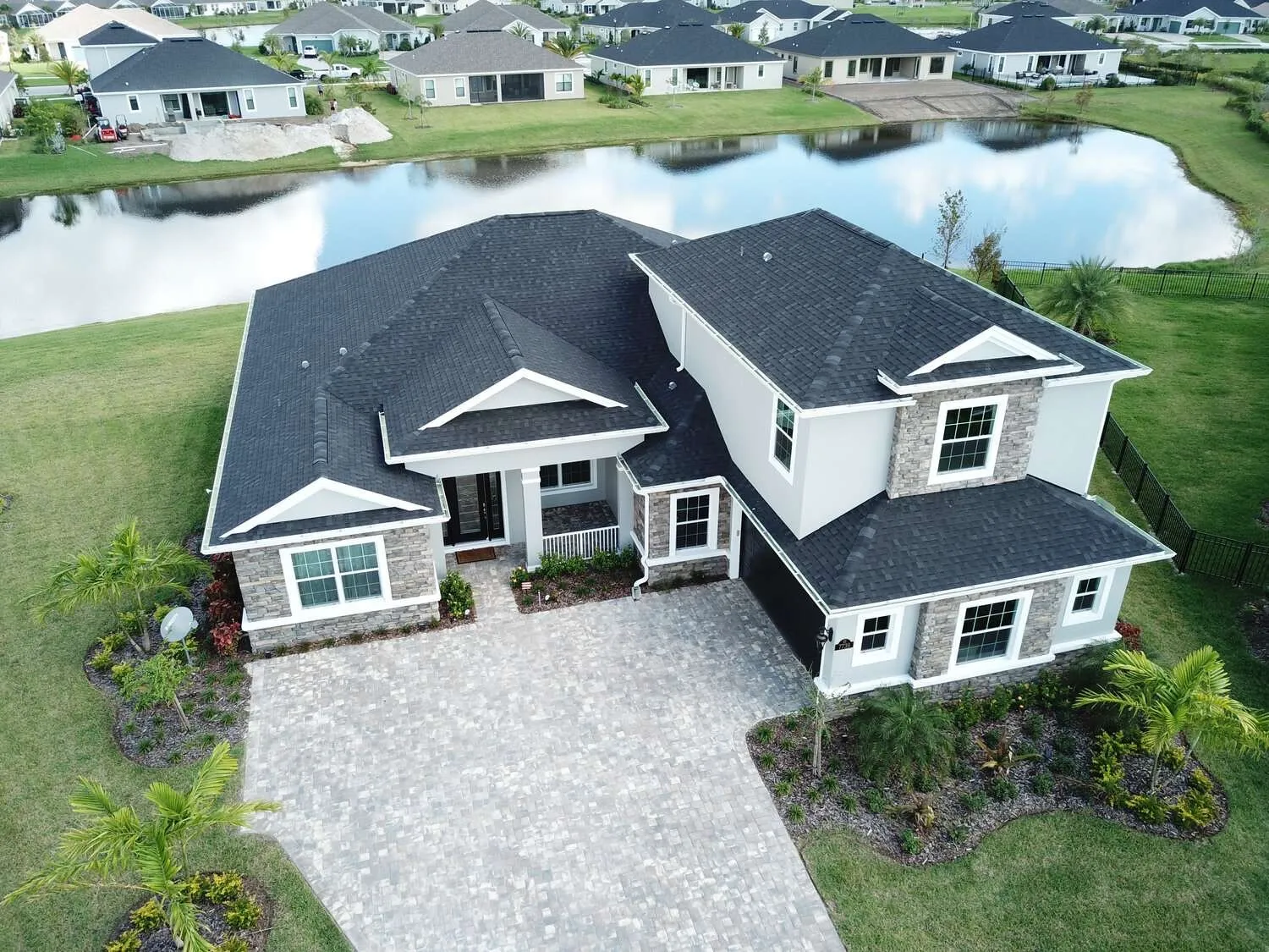 Completed Tidal Wave Roofing project 5
